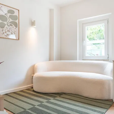 Campolide Charm Ii *