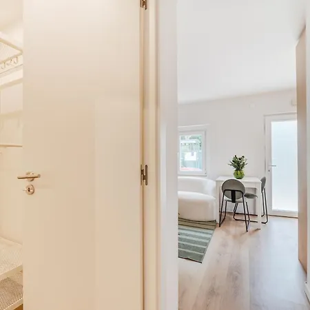 Campolide Charm Ii *