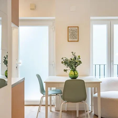 Campolide Charm Ii *