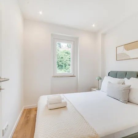 Apartment Campolide Charm Ii Lisbon