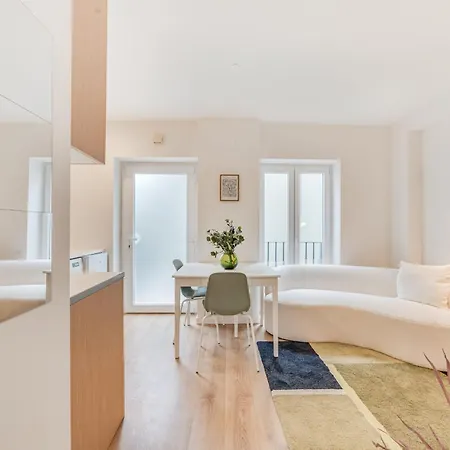 Apartment Campolide Charm Ii *